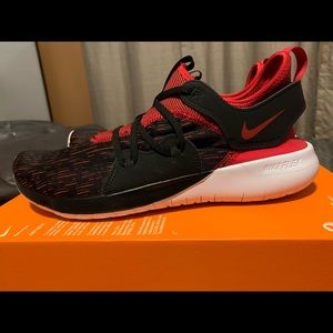❌SOLD❌ Nike Flex Contact 3
